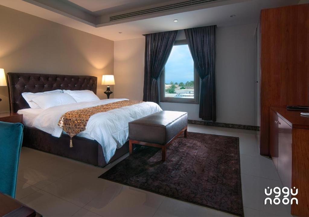 Noon Hotel Suites Khafji Bagian luar foto