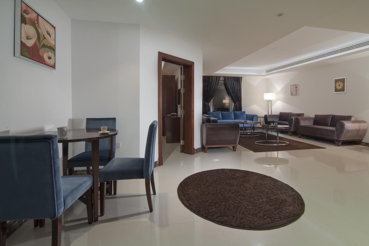 Noon Hotel Suites Khafji Bagian luar foto