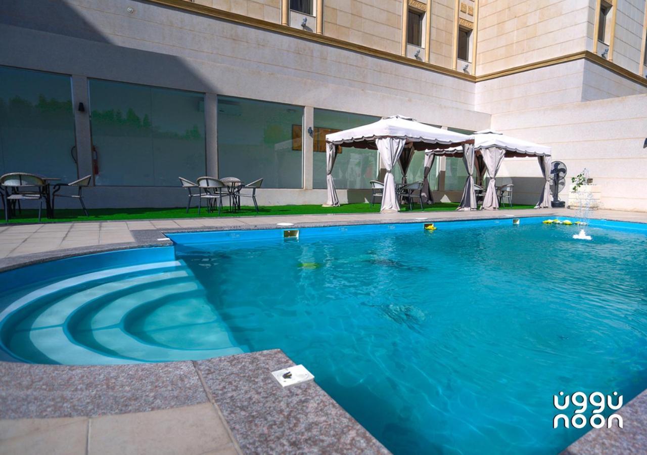 Noon Hotel Suites Khafji Bagian luar foto